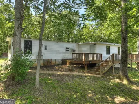 941 Brookhaven Ln, Mccaysville, GA 30555