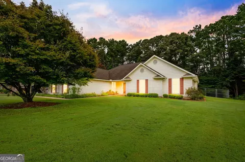 130 Midland Dr, Stockbridge, GA 30281