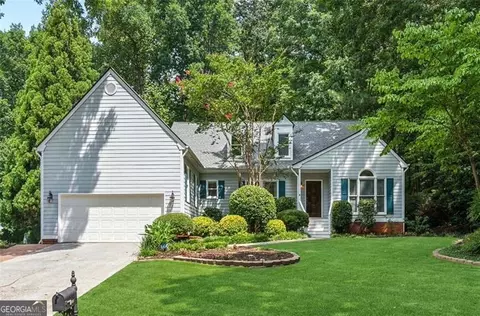 2637 Collins Port Cv, Suwanee, GA 30024