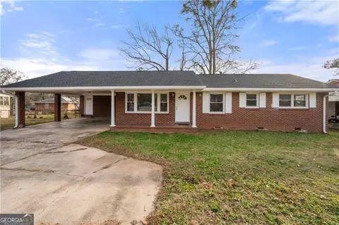 2243 Lake Harbin Rd, Morrow, GA 30260