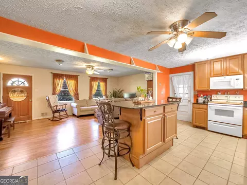 100 Cumberland Dr, Rex, GA 30273 photo 8