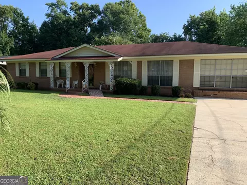 1710 Vassar St, Savannah, GA 31405