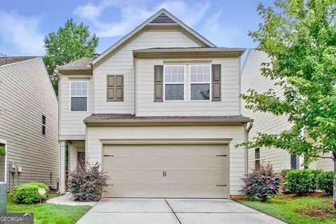 86 Newnan Lakes Dr, Newnan, GA 30263