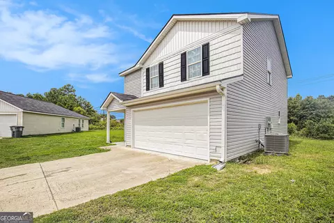 106 Whitespruce Dr, Lagrange, GA 30241 photo 3