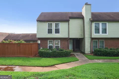 3182 Quincetree Ln, Decatur, GA 30034