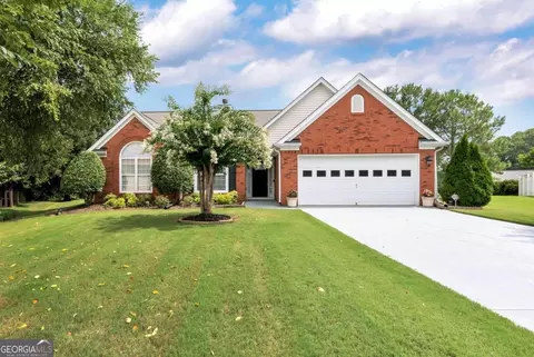 1935 Gina View Ter, Suwanee, GA 30024