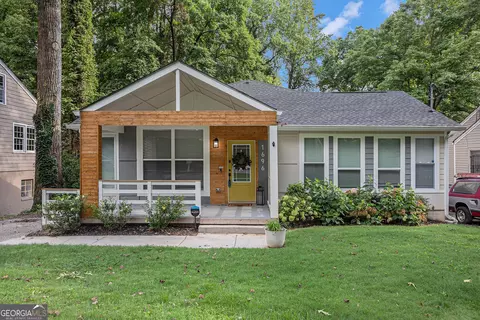 1696 S Olympian Way SW, Atlanta, GA 30310