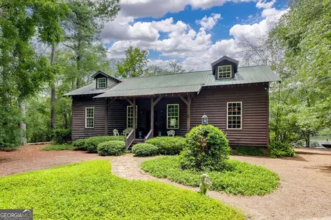 210 W Frontage Rd, Sylvania, GA 30467