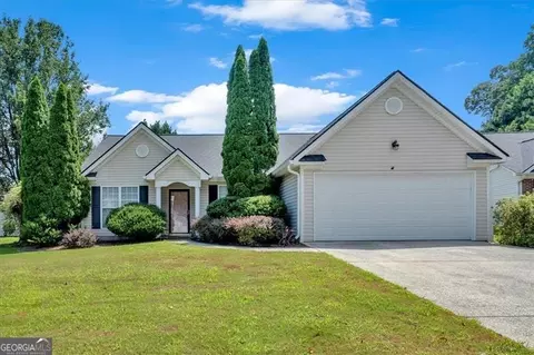 277 Covington Dr, Hiram, GA 30141