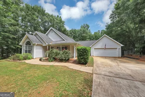 2036 Big Cypress Ln, Locust Grove, GA 30248