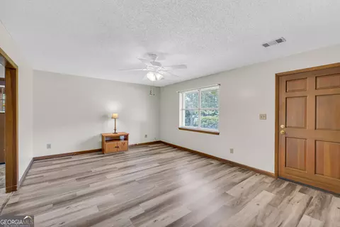 864 Collier Rd, Toccoa, GA 30577 photo 7
