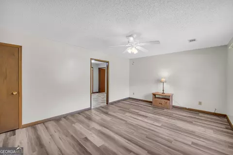 864 Collier Rd, Toccoa, GA 30577 photo 6