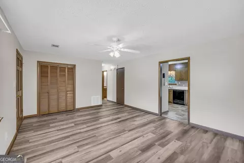 864 Collier Rd, Toccoa, GA 30577 photo 9