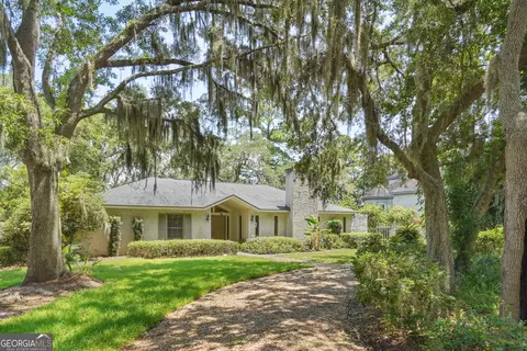 110 Blasingame St, St. Simons, GA 31522
