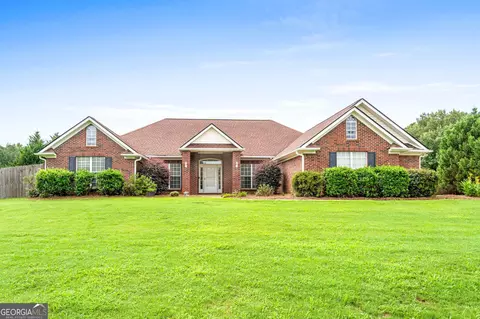 306 Laurel Ct, Mcdonough, GA 30252