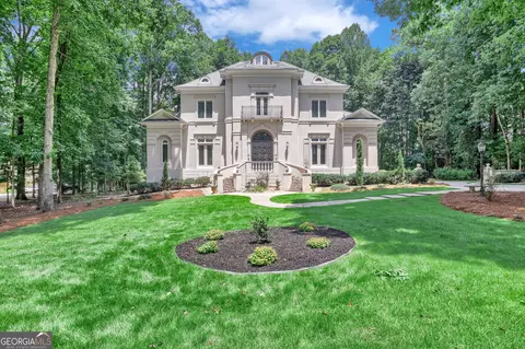 380 Birkdale Dr, Fayetteville, GA 30215
