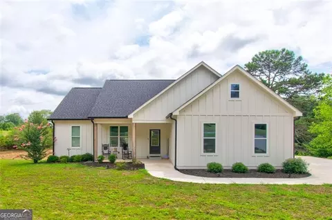 9427 Jot Em Down Rd, Gainesville, GA 30506