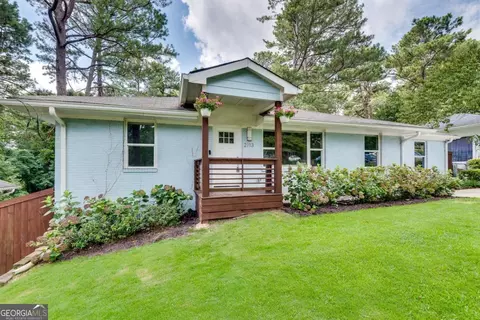2113 Trailwood Rd, Decatur, GA 30032