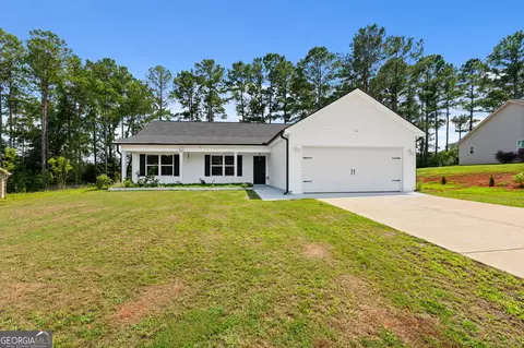 438 Heath Dr, Thomaston, GA 30286
