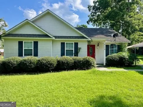 640 Ethel St, Douglas, GA 31533