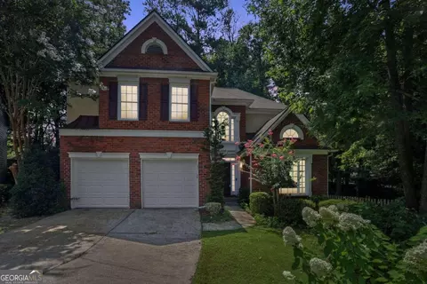 212 Stratford Chase SE, Smyrna, GA 30080