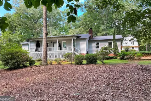 171 Meadow Ridge Dr, Mount Airy, GA 30563