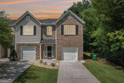 106 Creekwood Dr, Woodstock, GA 30188