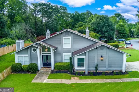 3368 Clubland Dr, Marietta, GA 30068
