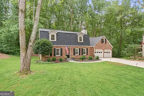 2558 Old Orchard Trl, Marietta, GA 30062