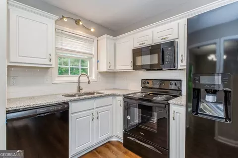 910 Peter Josiah Ct, Dacula, GA 30019 photo 4