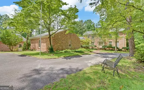 491 Braswell St, Toccoa, GA 30577