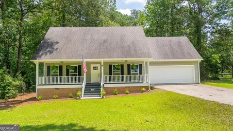 4011 Old West Point Rd, Lagrange, GA 30240