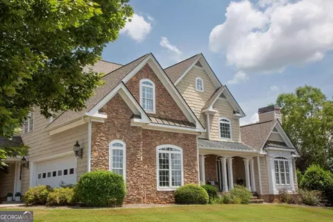 4427 Aspen Hill Dr, Gainesville, GA 30506