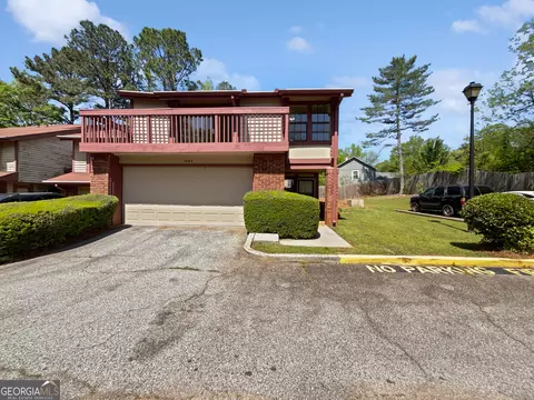 1084 Village Rd, Stone Mountain, GA 30088