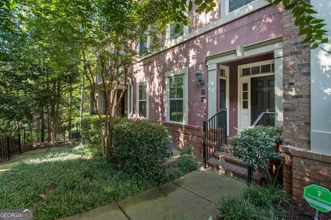 1031 Perimeter Walk, Atlanta, GA 30338