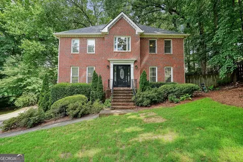 2415 Woodbridge Dr, Marietta, GA 30066