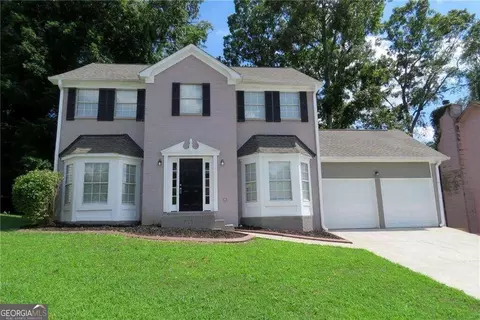 2591 Waterfall Ct, Ellenwood, GA 30294