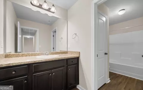 Entry Way - 5716 Laney Dr, Rex, GA 30273 photo 3 of 4