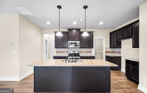 Kitchen - 5716 Laney Dr, Rex, GA 30273 photo 1 of 6