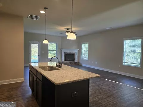 Living - 5716 Laney Dr, Rex, GA 30273 photo 3 of 5