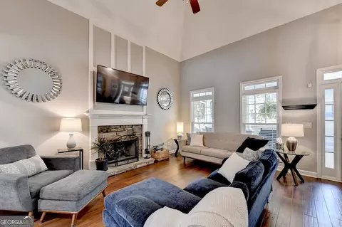 454 Cypher Dr, Suwanee, GA 30024 photo 7