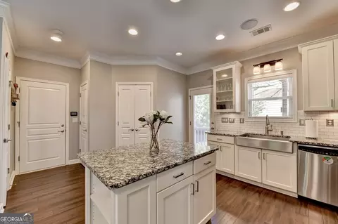 454 Cypher Dr, Suwanee, GA 30024 photo 12