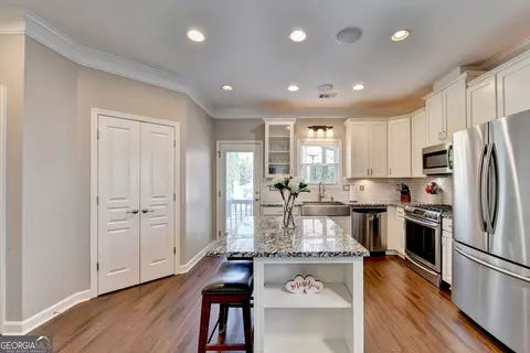454 Cypher Dr, Suwanee, GA 30024 photo 13
