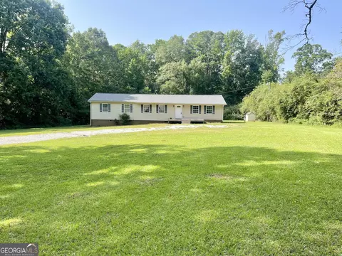 267 Porter Rd, Fayetteville, GA 30215