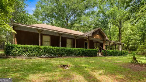 897 Buffalo Rd, Box Springs, GA 31801