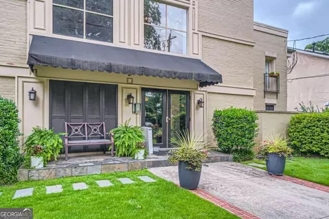 32 28th St NW #205, Atlanta, GA 30309