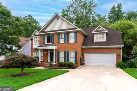 520 Oxford Crest Ct, Lawrenceville, GA 30043