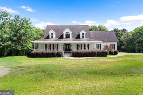 1573 Cherokee Lake Rd, Jesup, GA 31545