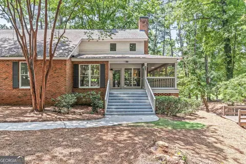 1011 Clubhouse Ln, Greensboro, GA 30642