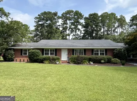 335 E Madison Ave #N/A, Ashburn, GA 31714